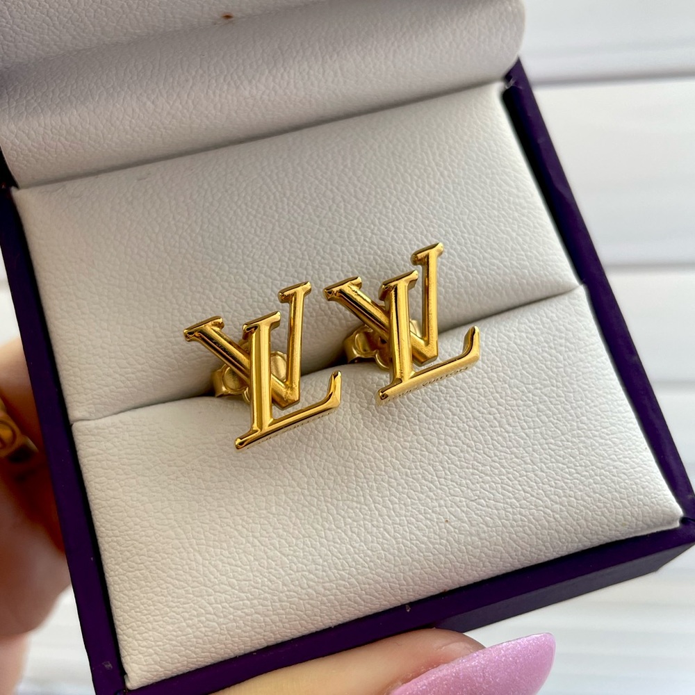 LOUIS VUITTON Iconic Earrings ✨